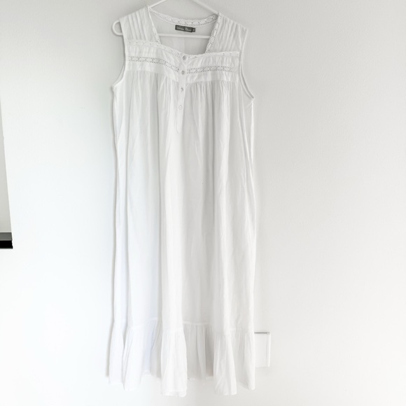 Vintage Victorian 100% Cotton White Lace Nightgown Renaissance M - Picture 3 of 7